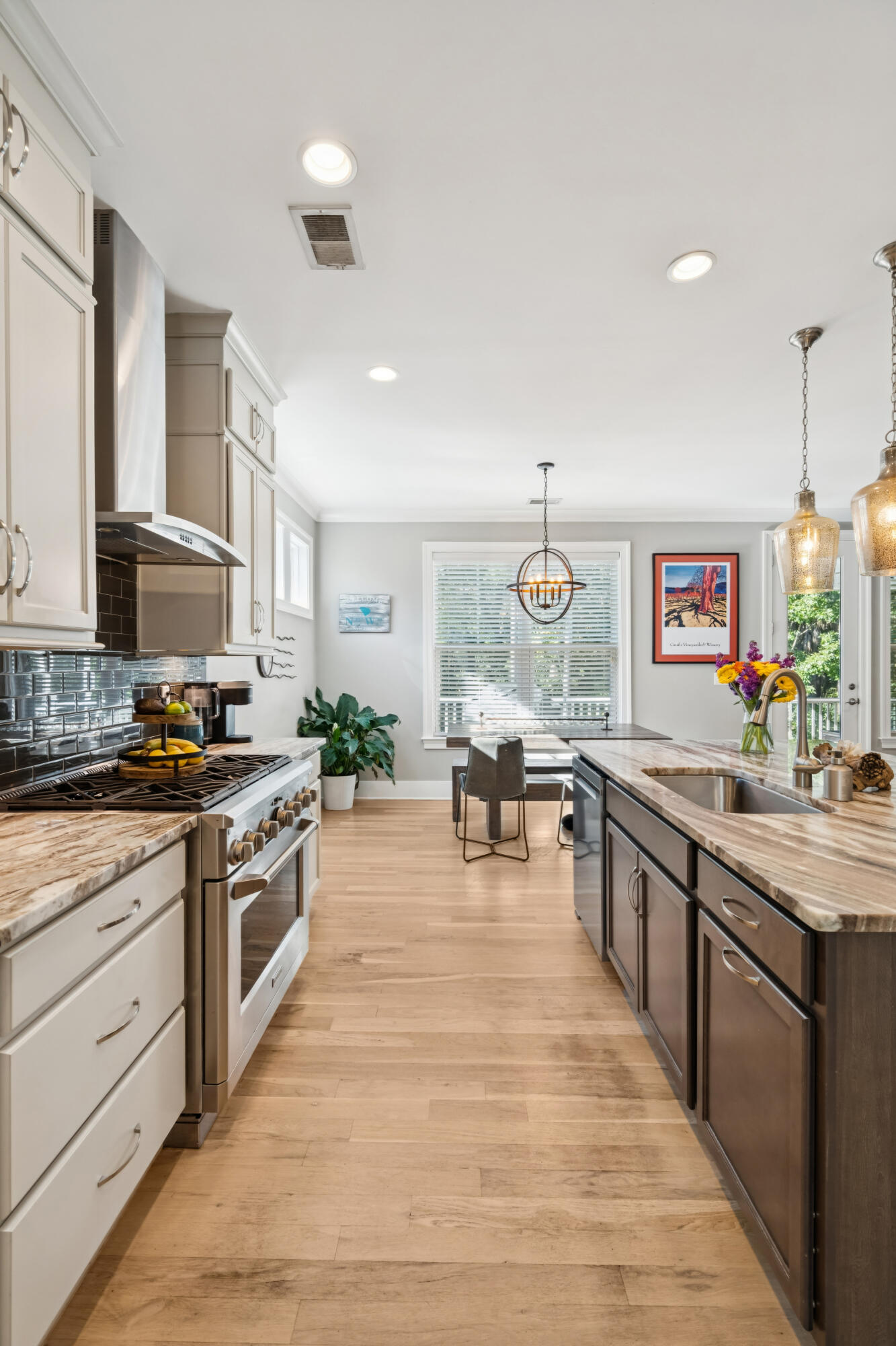 1573 Red Tide Road Mount Pleasant, SC 29466 - Photo 10 of 85 1573RedTideRd-KeenEyeMarketing-022