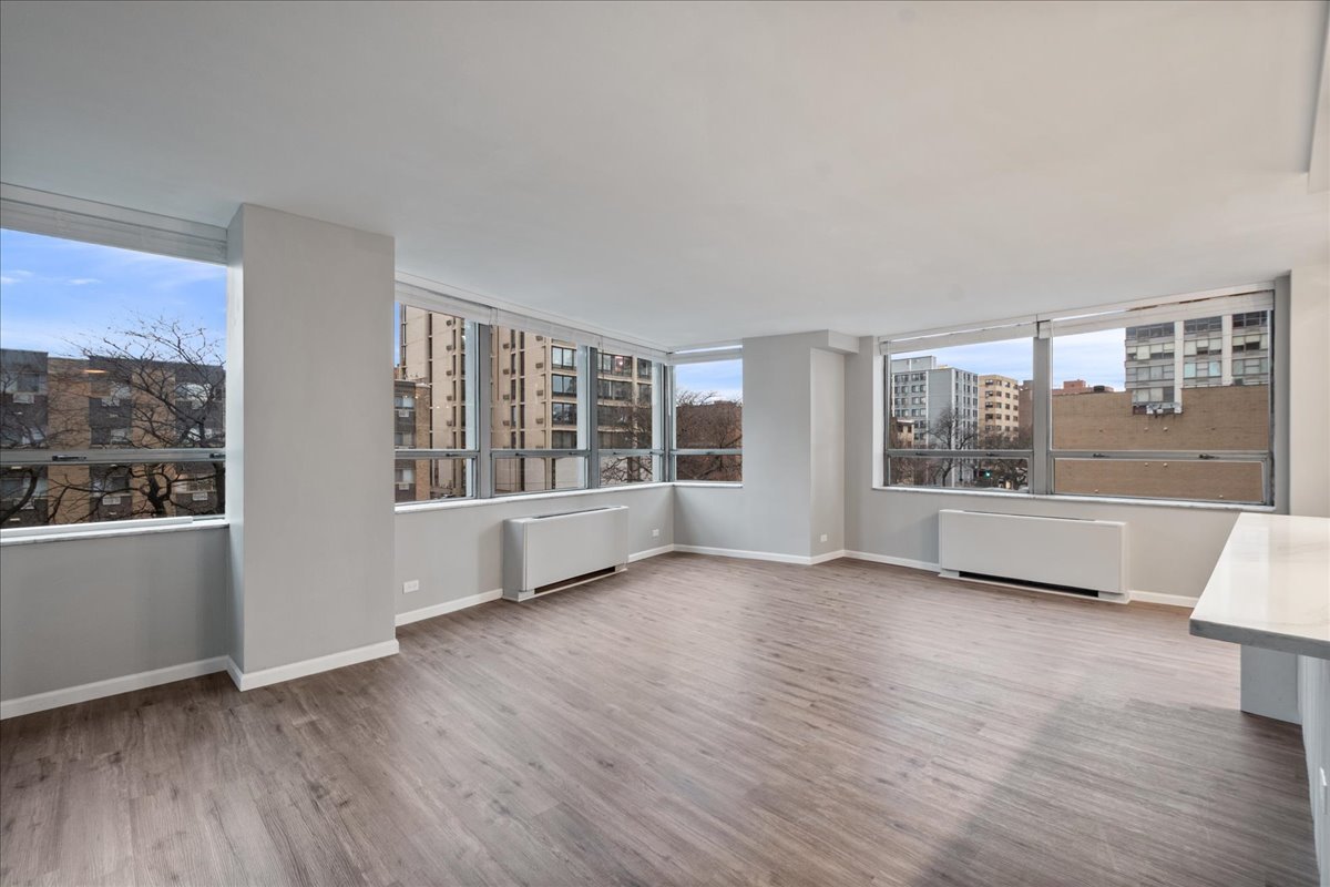 5701 North Sheridan Road, Unit 3B Chicago, IL 60660 - Photo 2 of 20