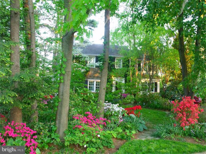 312 Burton Road Oreland, PA 19075 - Photo 1 of 18 Exterior