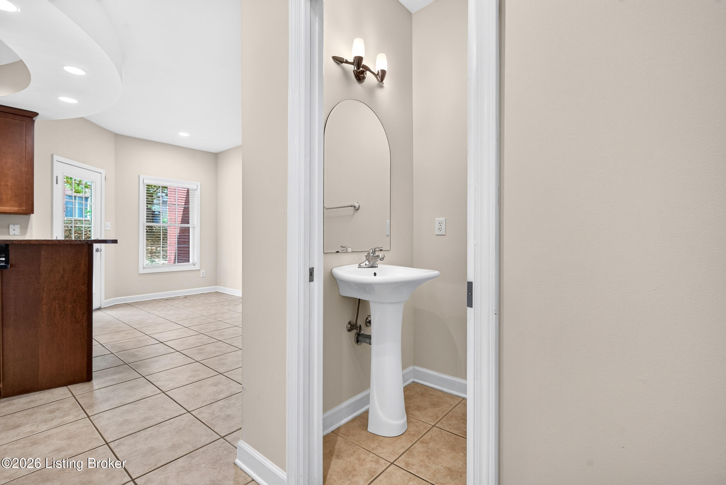 12608 Razor Court Louisville, KY 40299 - Photo 23 of 87 12608 Razor Ct-39
