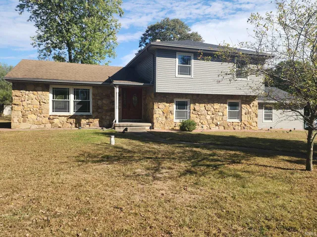 $349,000 | 308 Longtree Lane, Logansport, IN 46947