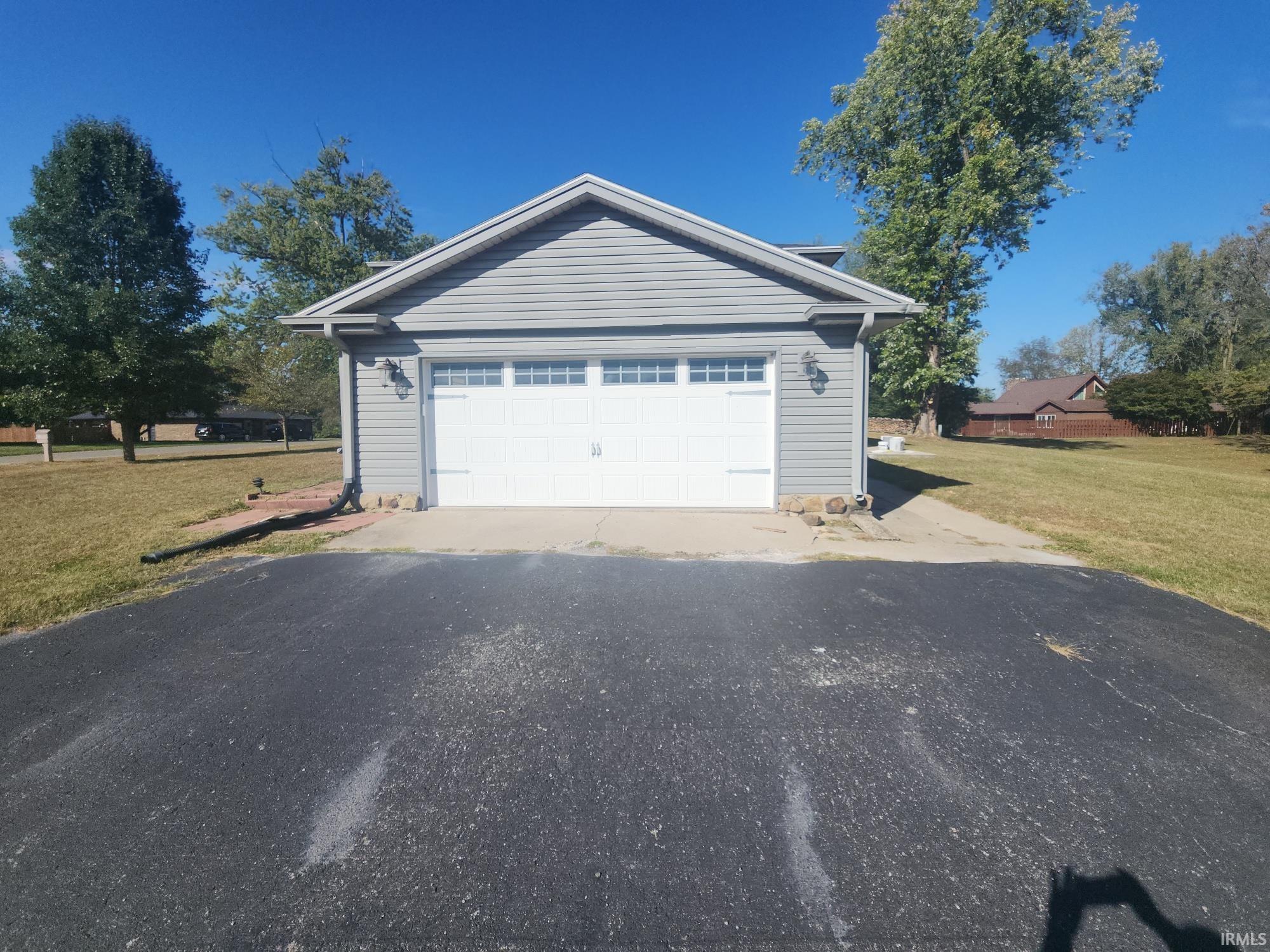 308 Longtree Lane Logansport, IN 46947 - Photo 13 of 23