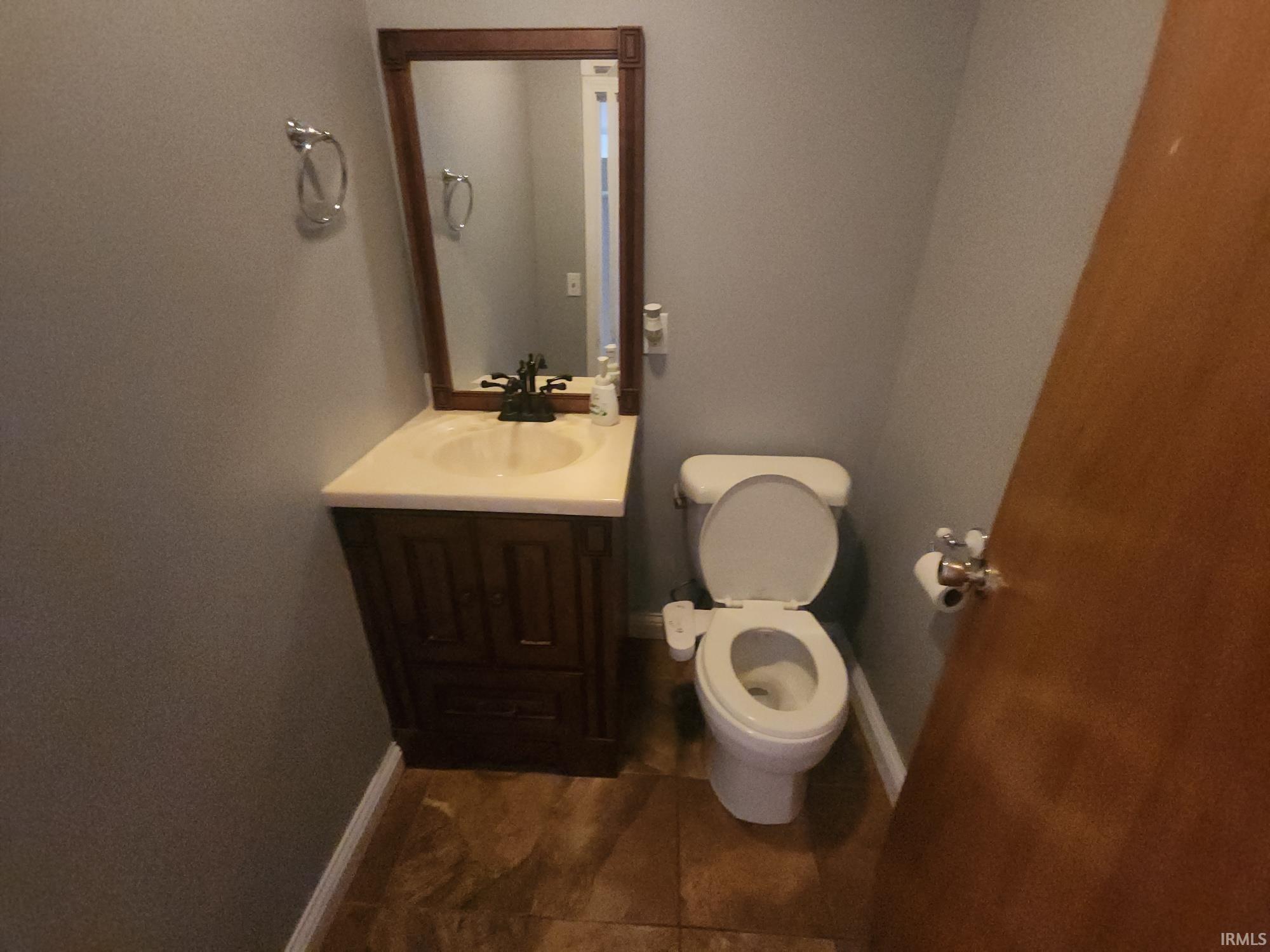 308 Longtree Lane Logansport, IN 46947 - Photo 14 of 23