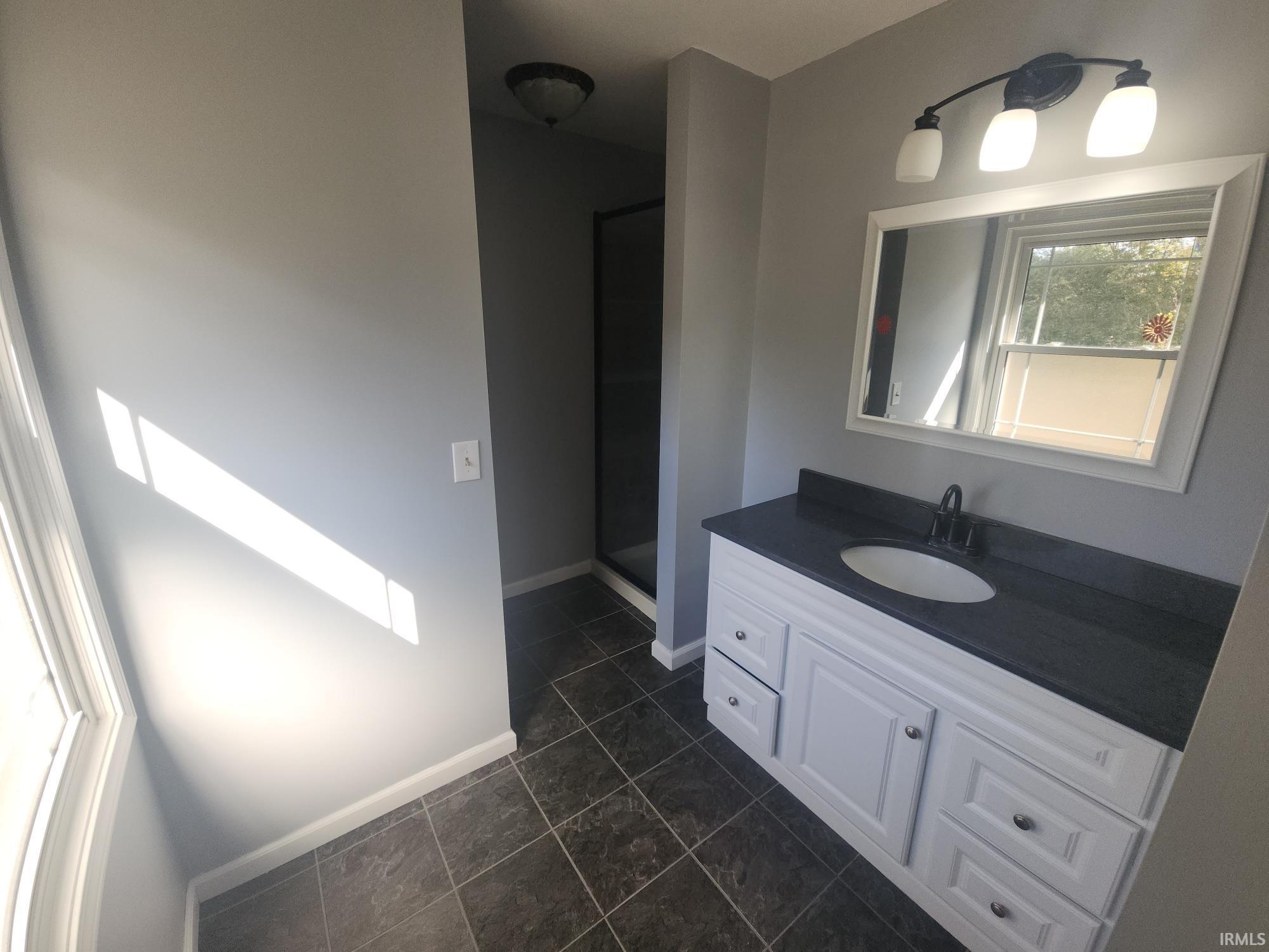 308 Longtree Lane Logansport, IN 46947 - Photo 3 of 23