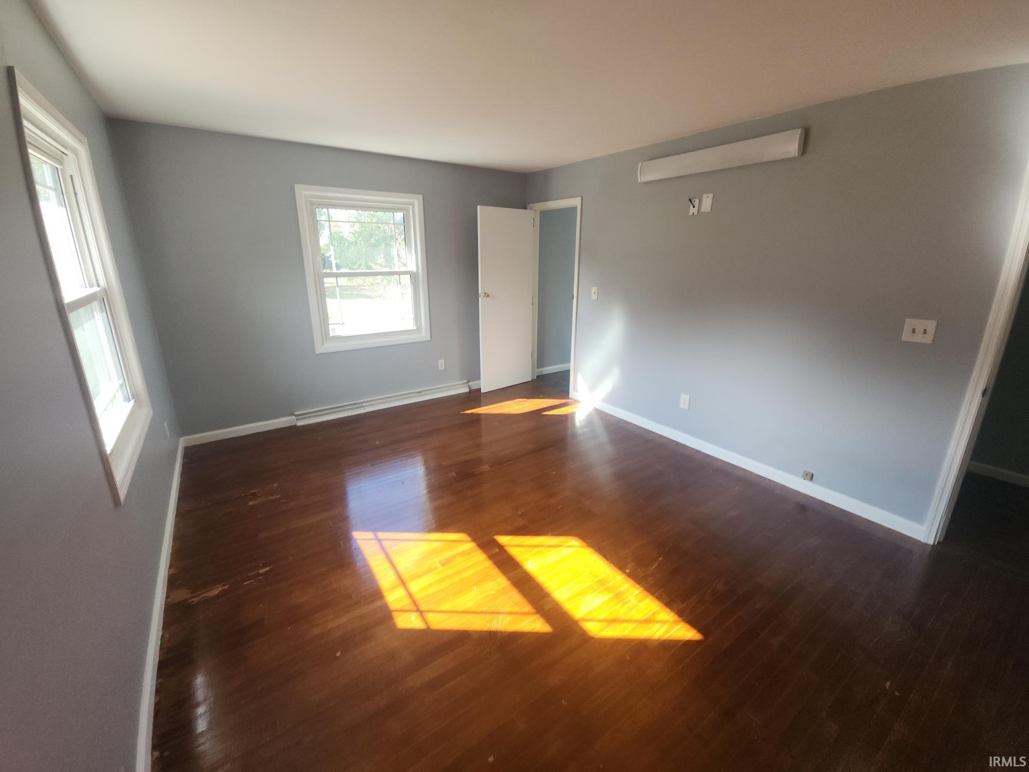 308 Longtree Lane Logansport, IN 46947 - Photo 5 of 23