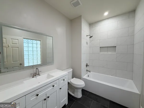 $3,300 | 356 Georgia Avenue Southeast, Atlanta, GA 30312