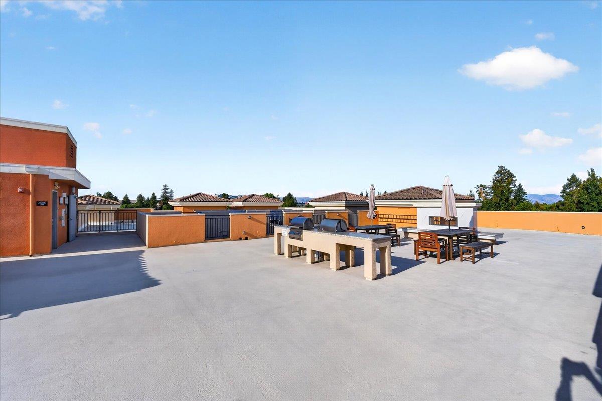 538 South Mathilda Avenue, Unit 301 Sunnyvale, CA 94086 - Photo 36 of 54