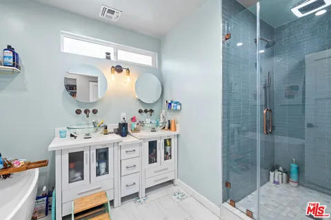 $1,288,000 | 9232 South 8th Avenue, Inglewood, CA 90305