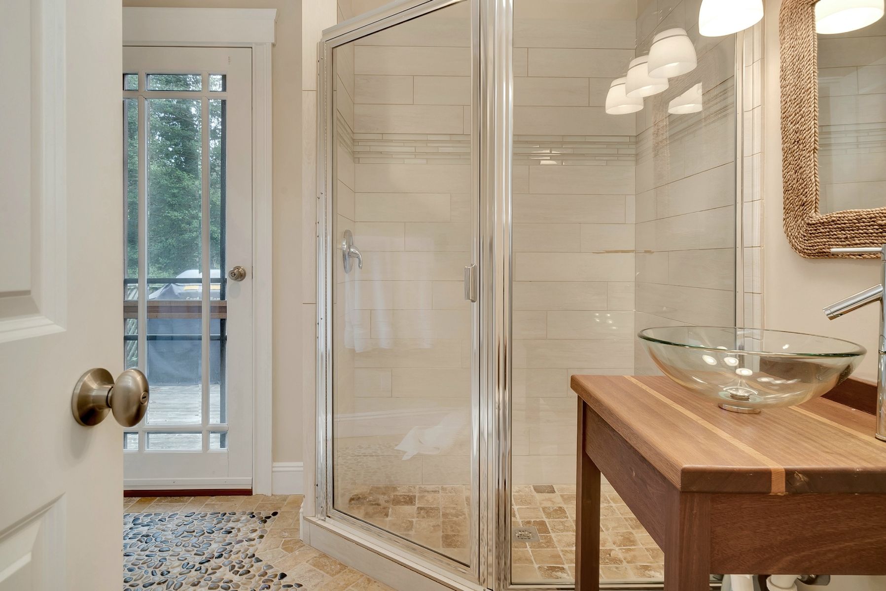 101 Kings Point Road East Hampton, NY 11937 - Photo 15 of 21
