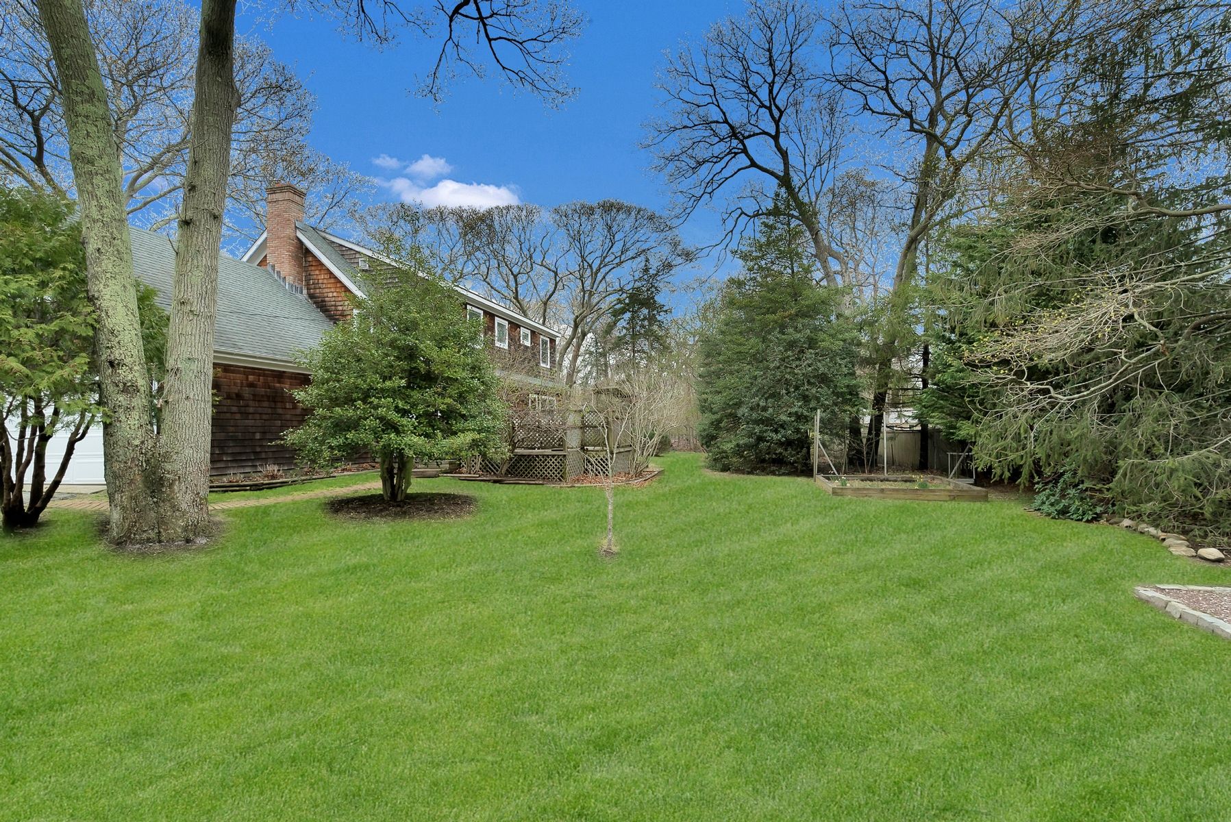 101 Kings Point Road East Hampton, NY 11937 - Photo 19 of 21
