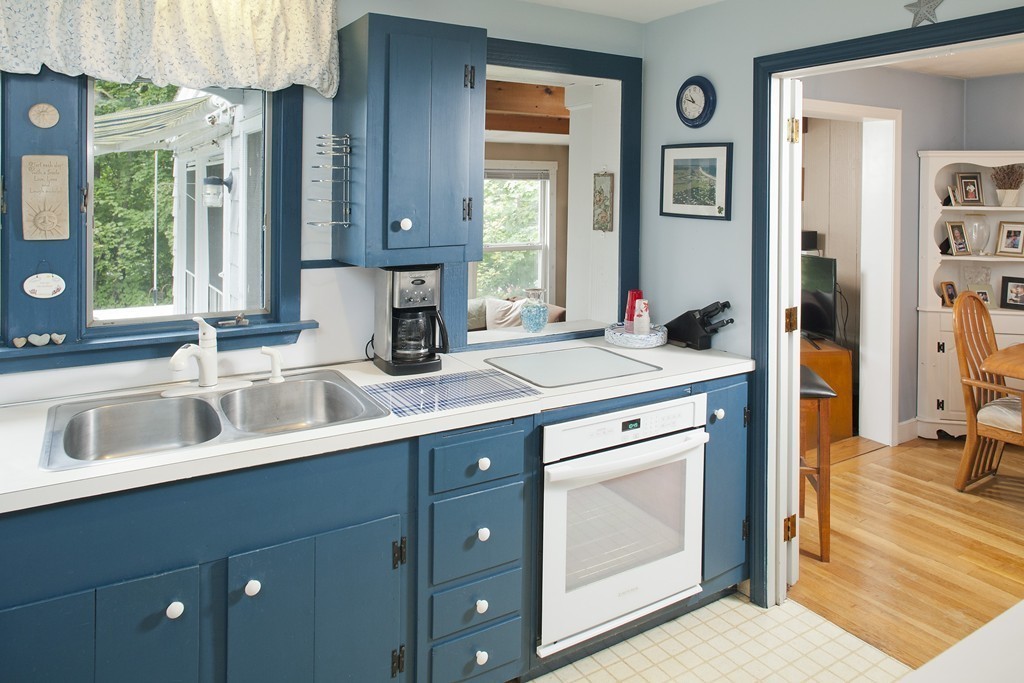 76 Upland Road Marshfield, MA 02050 - Photo 7 of 14 Gallery Image 7