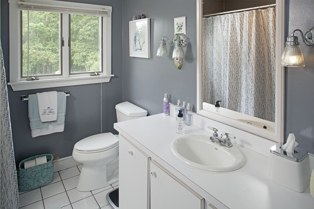 76 Upland Road Marshfield, MA 02050 - Photo 8 of 14 Gallery Image 8