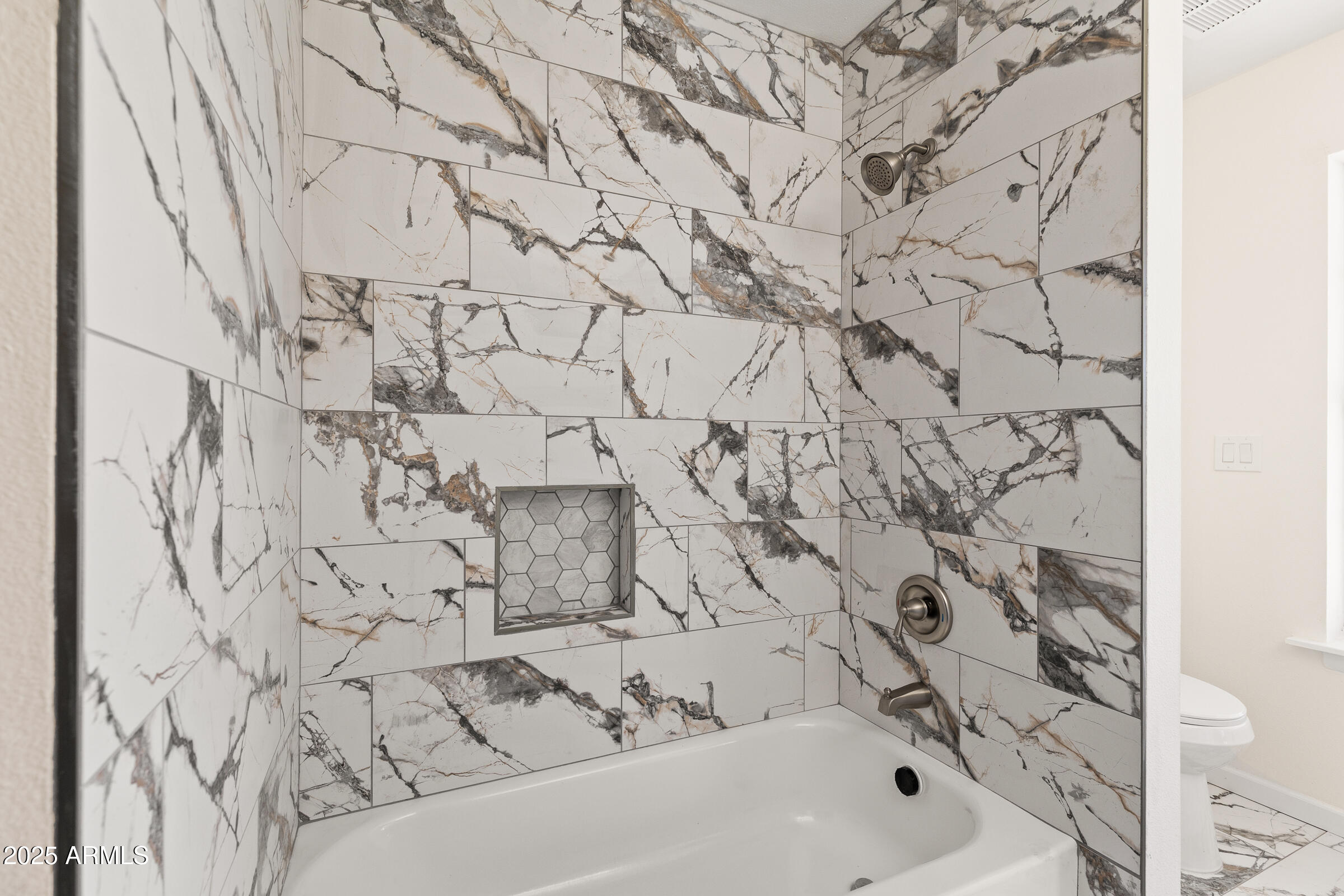 6040 East Robles Road Flagstaff, AZ 86004 - Photo 26 of 38 6040 E Robles-028