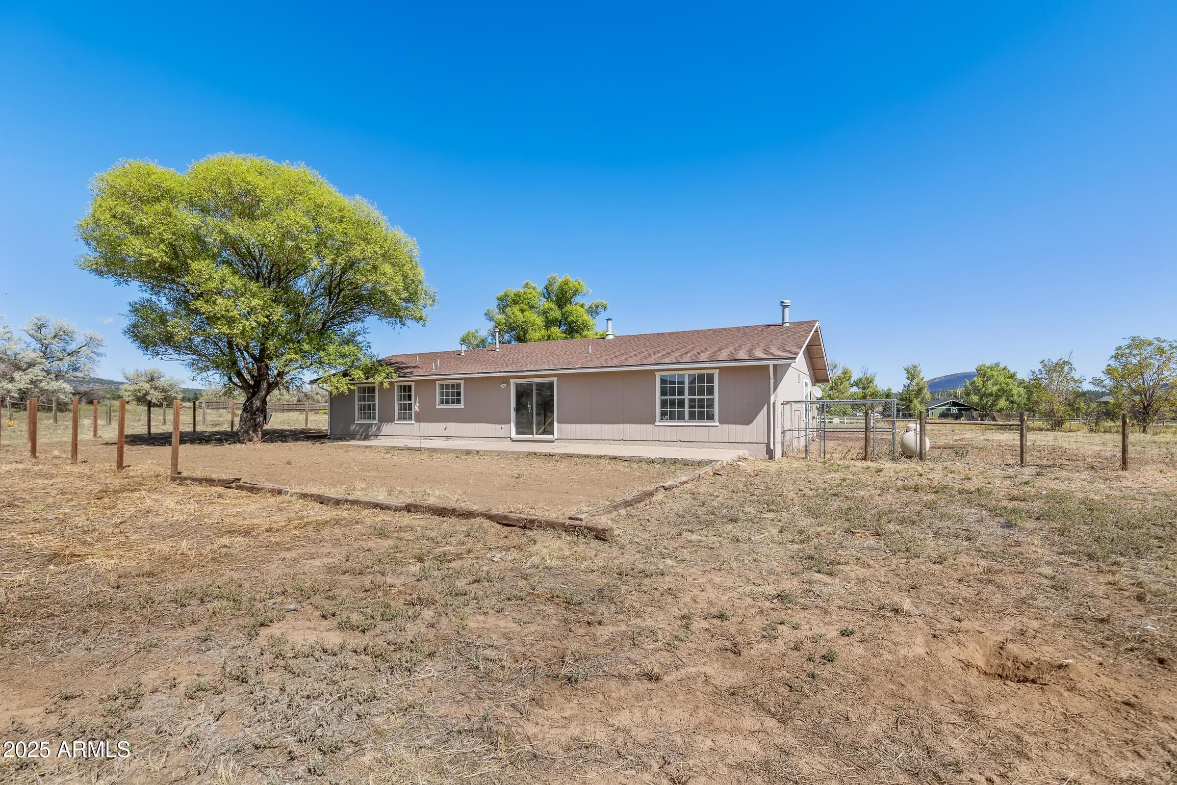 6040 East Robles Road Flagstaff, AZ 86004 - Photo 33 of 38 6040 E Robles-035