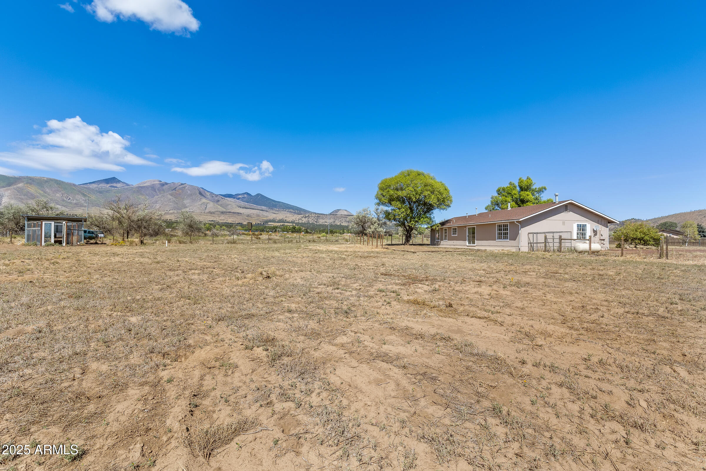 6040 East Robles Road Flagstaff, AZ 86004 - Photo 35 of 38 6040 E Robles-037