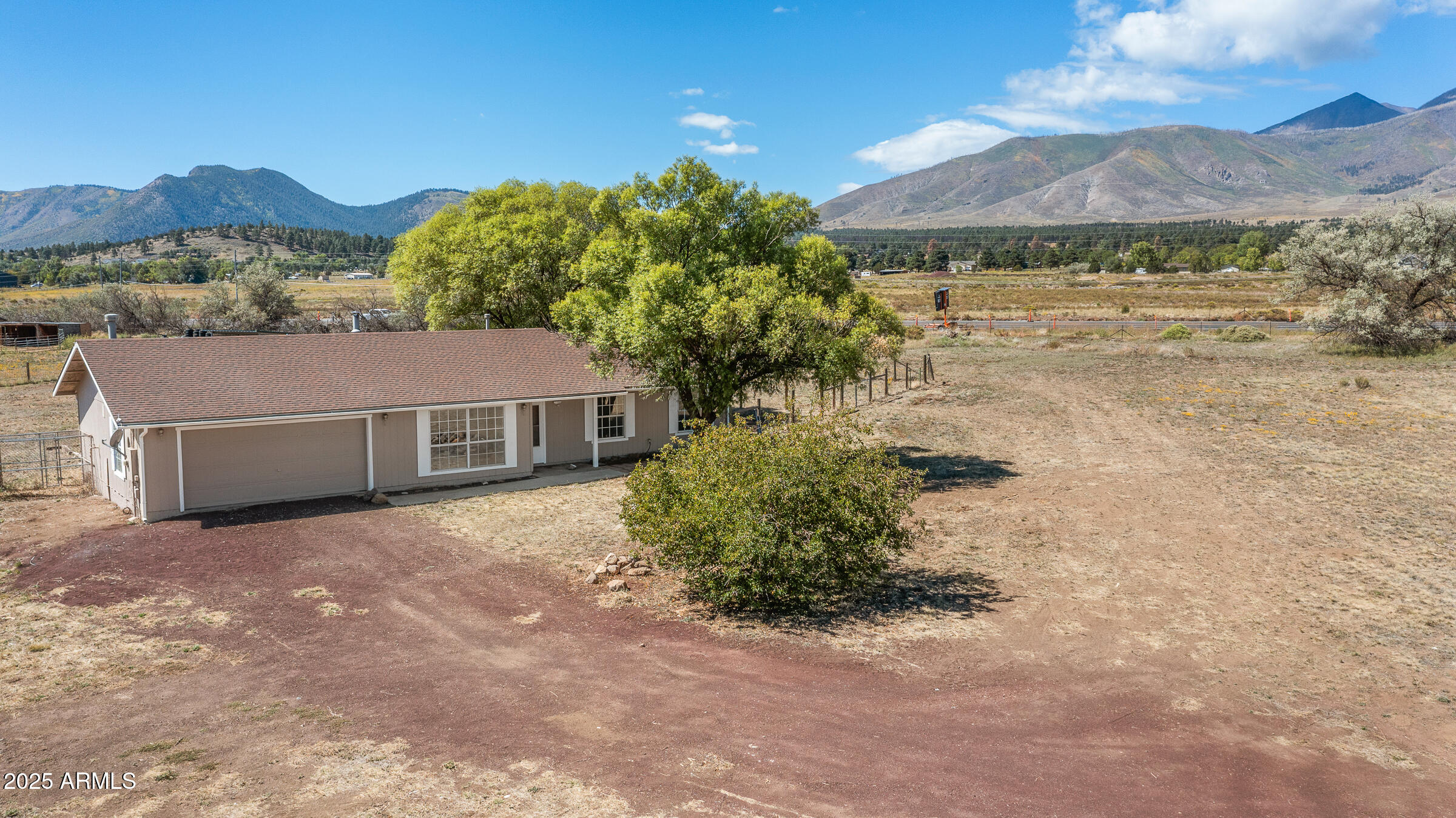 6040 East Robles Road Flagstaff, AZ 86004 - Photo 10 of 38 6040 E Robles-011