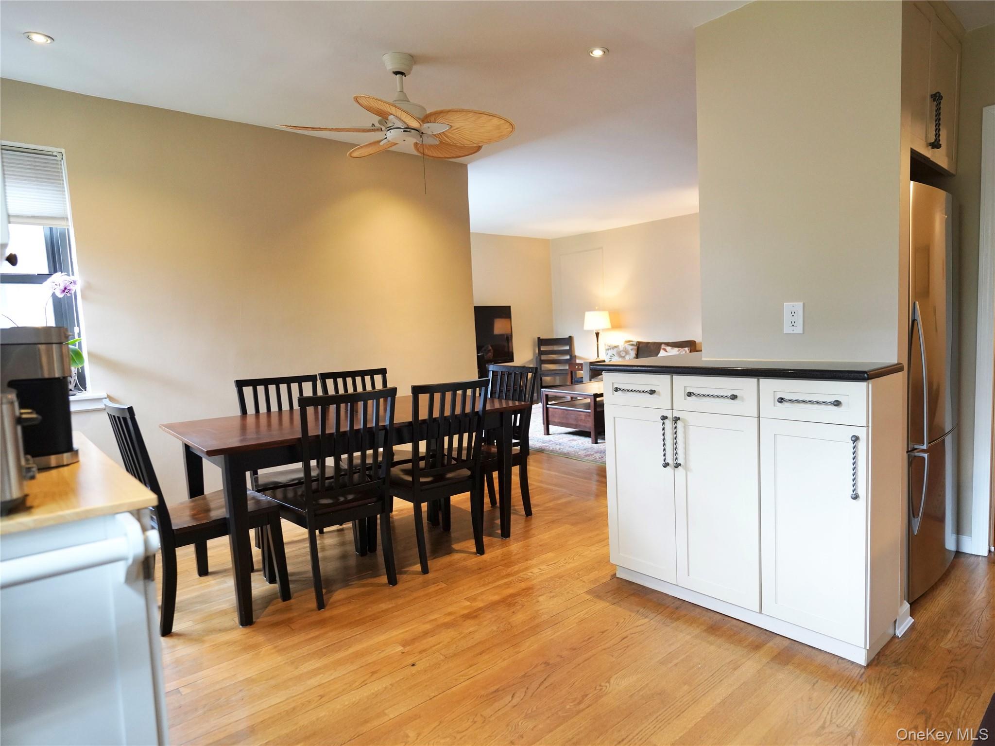 50 Brompton Road, Unit 3C Great Neck, NY 11021 - Photo 16 of 32