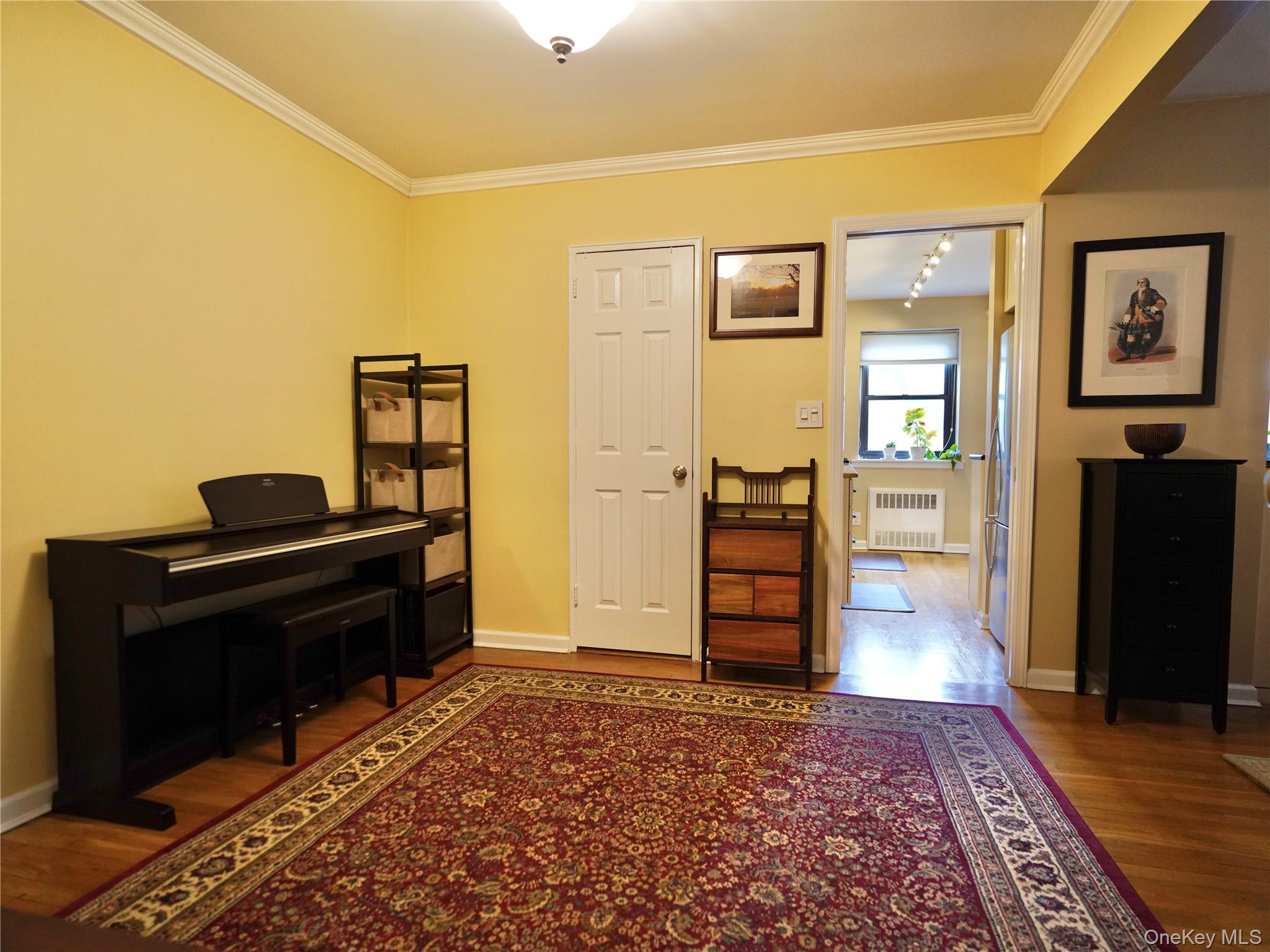50 Brompton Road, Unit 3C Great Neck, NY 11021 - Photo 2 of 32