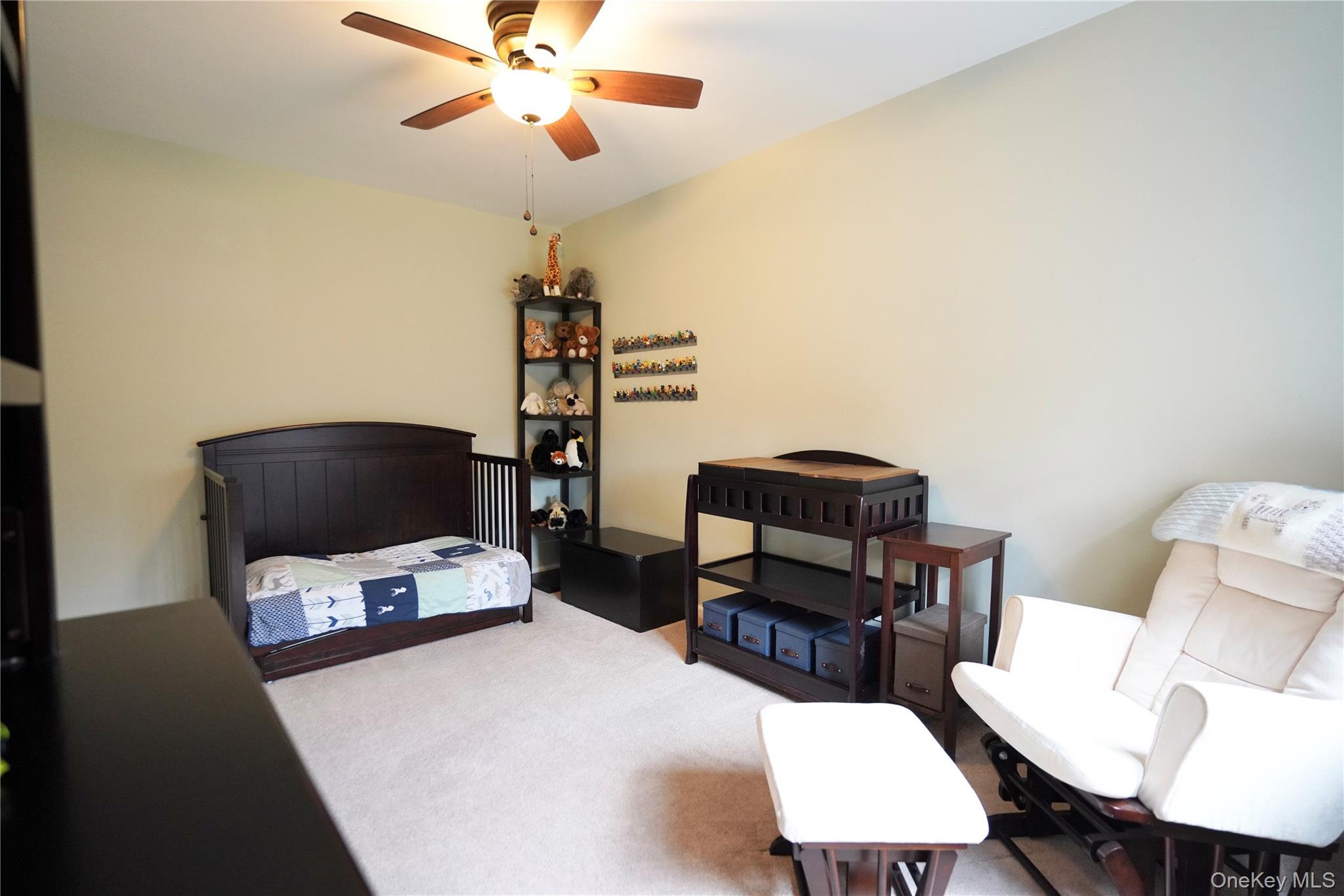 50 Brompton Road, Unit 3C Great Neck, NY 11021 - Photo 30 of 32
