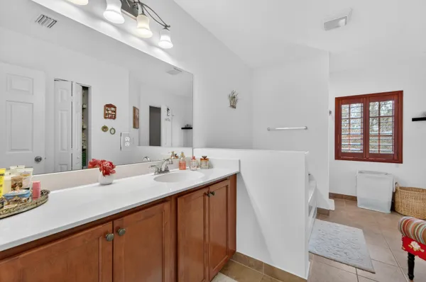 $562,000 | 6711 Osage Circle, West Palm Beach, FL 33413