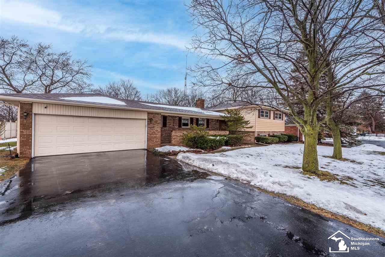 2962 South Custer Road Monroe, MI 48161 - Photo 1 of 40