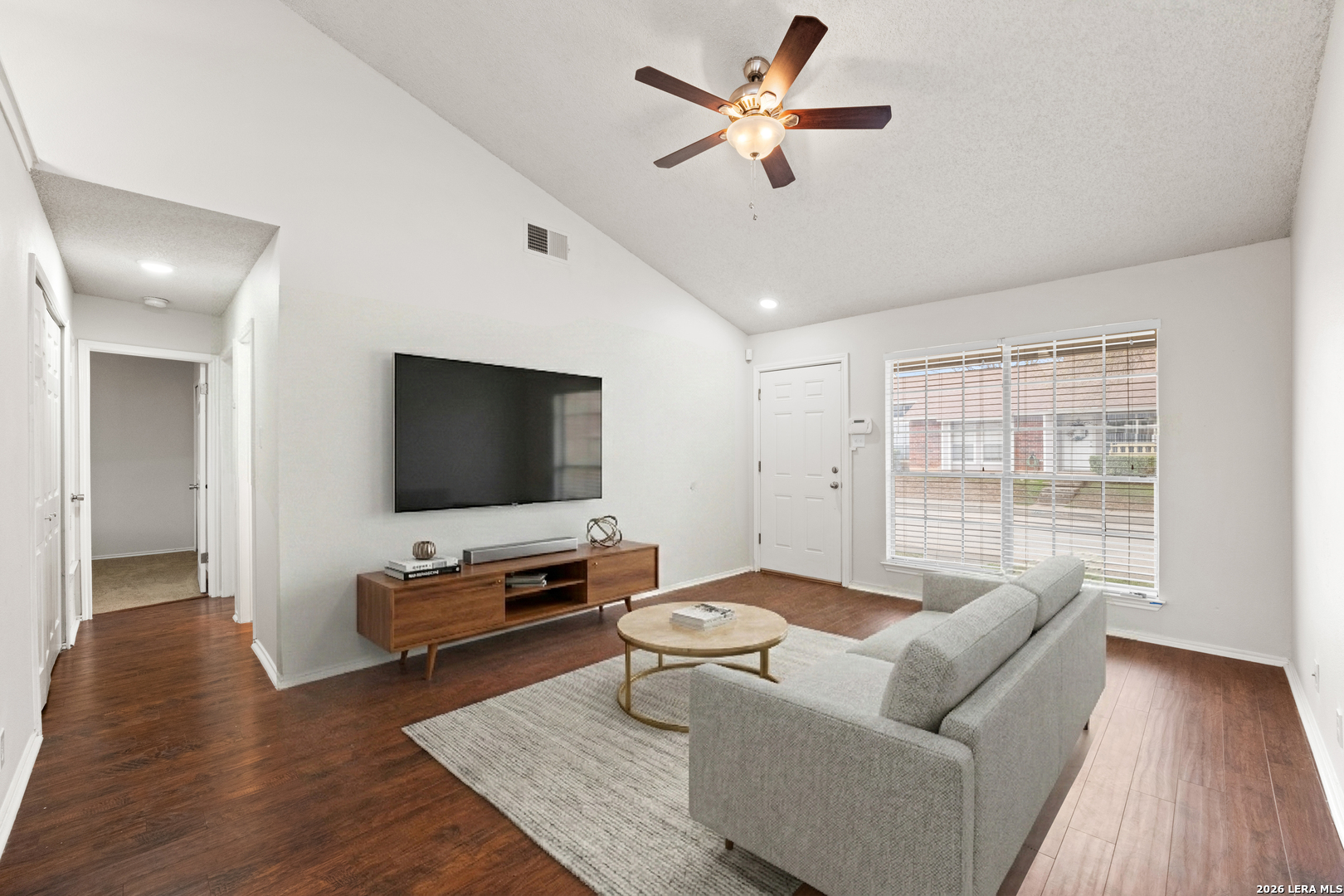 9140 Timber Path, Unit 4002 San Antonio, TX 78250 - Photo 4 of 19