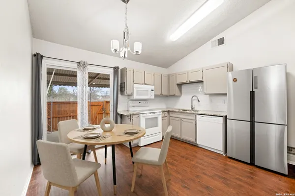 $150,000 | 9140 Timber Path, Unit 4002, San Antonio, TX 78250