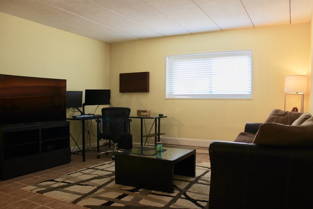 40 High Street, Unit 108 Dedham, MA 02026 - Photo 5 of 18