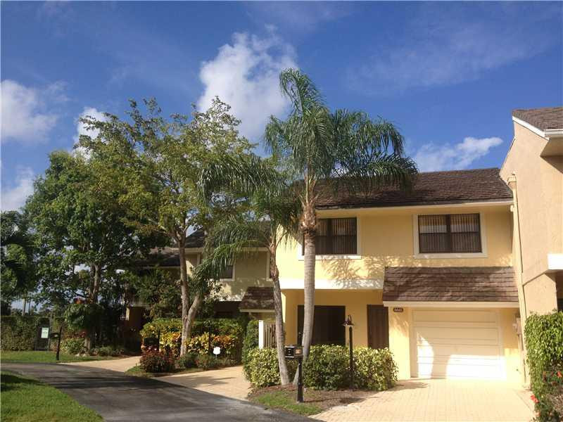 5642 Santiago Circle, Unit 5642 Boca Raton, FL 33433 - Photo 1 of 24 Exterior Front