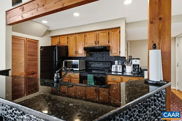 $291,500 | 2127 Fairway Woods, Roseland, VA 22967