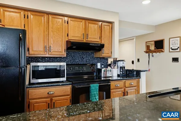 $291,500 | 2127 Fairway Woods, Roseland, VA 22967