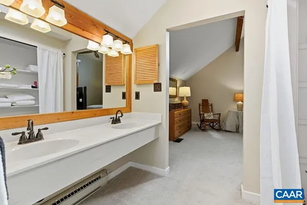 $291,500 | 2127 Fairway Woods, Roseland, VA 22967