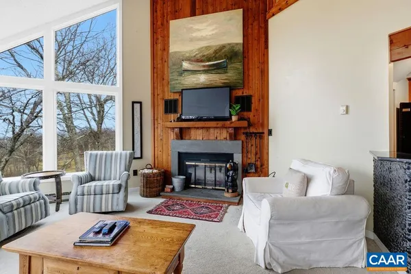 $291,500 | 2127 Fairway Woods, Roseland, VA 22967