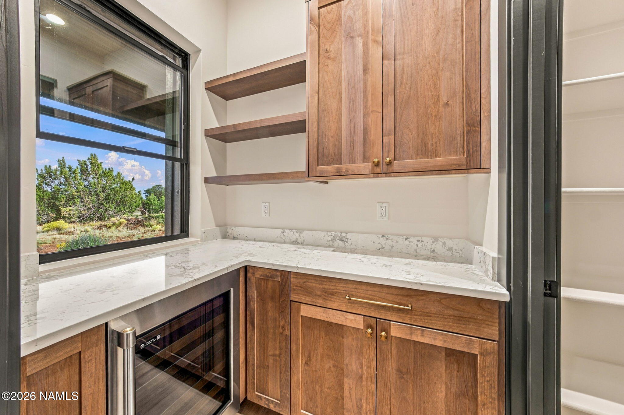 8583 Tall Tales Rnch Road Flagstaff, AZ 86004 - Photo 13 of 83 Butler's Pantry