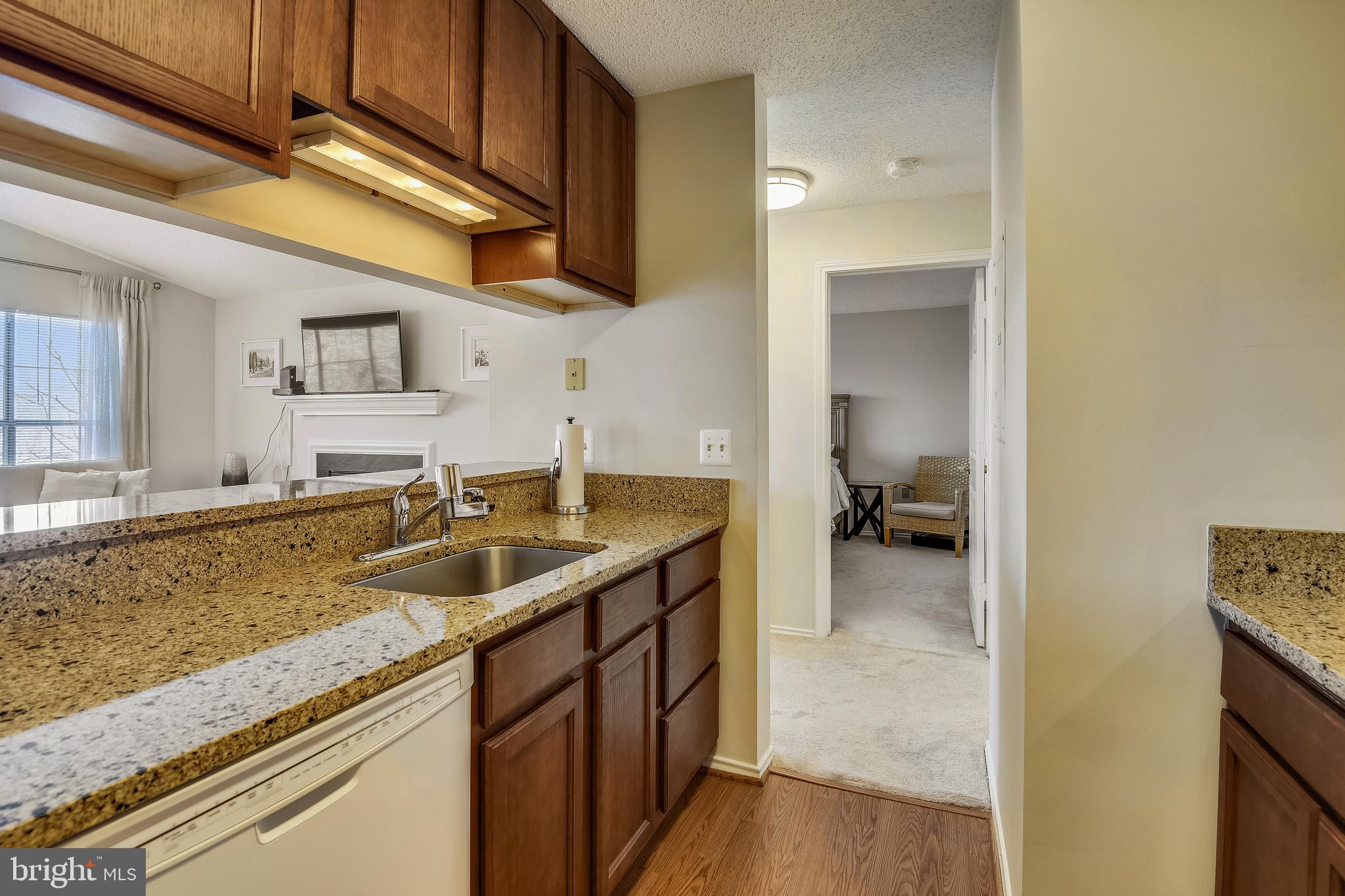 21026 Timber Ridge Terrace, Unit 304 Ashburn, VA 20147 - Photo 8 of 25 Gallery Image 8