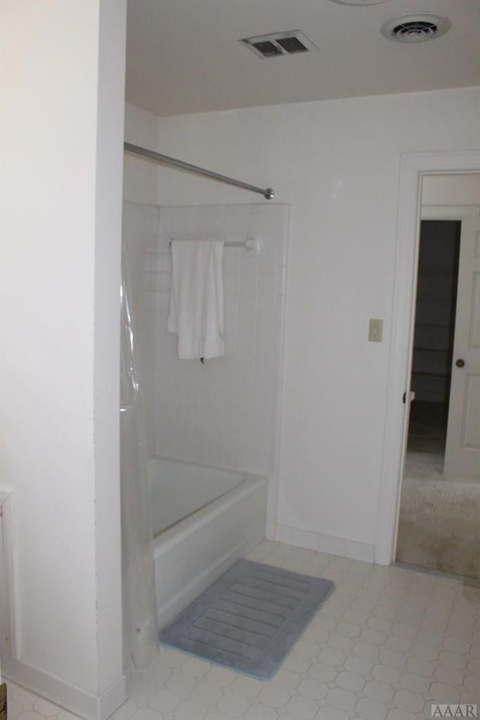 186 Willis Hare Road Pendleton, NC 27862 - Photo 34 of 37 Shared shower & water closet