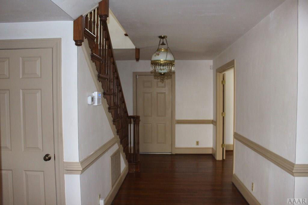 186 Willis Hare Road Pendleton, NC 27862 - Photo 8 of 37 Foyer