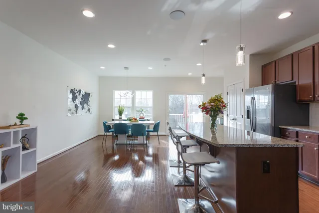 $400,000 | 31 Twomey Court, Unit 13, Wyncote, PA 19095