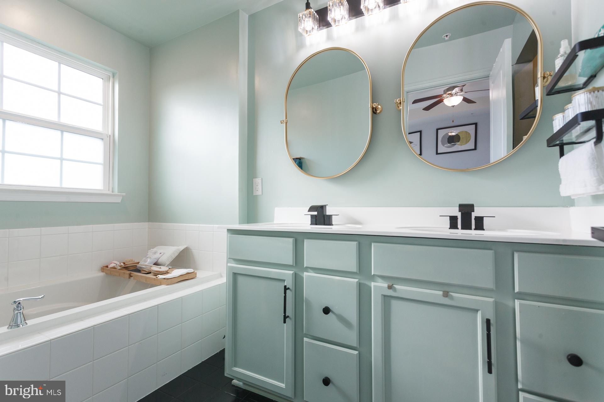 31 Twomey Court, Unit 13 Wyncote, PA 19095 - Photo 23 of 34