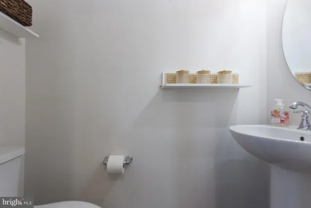 $400,000 | 31 Twomey Court, Unit 13, Wyncote, PA 19095