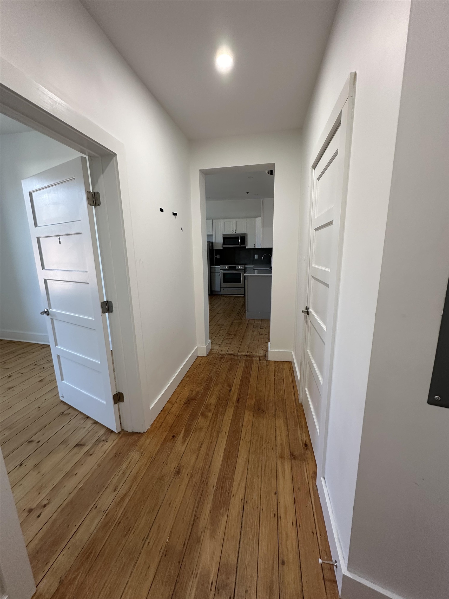 4 Elliot Street, Unit 11 Brattleboro, VT 05301 - Photo 6 of 9