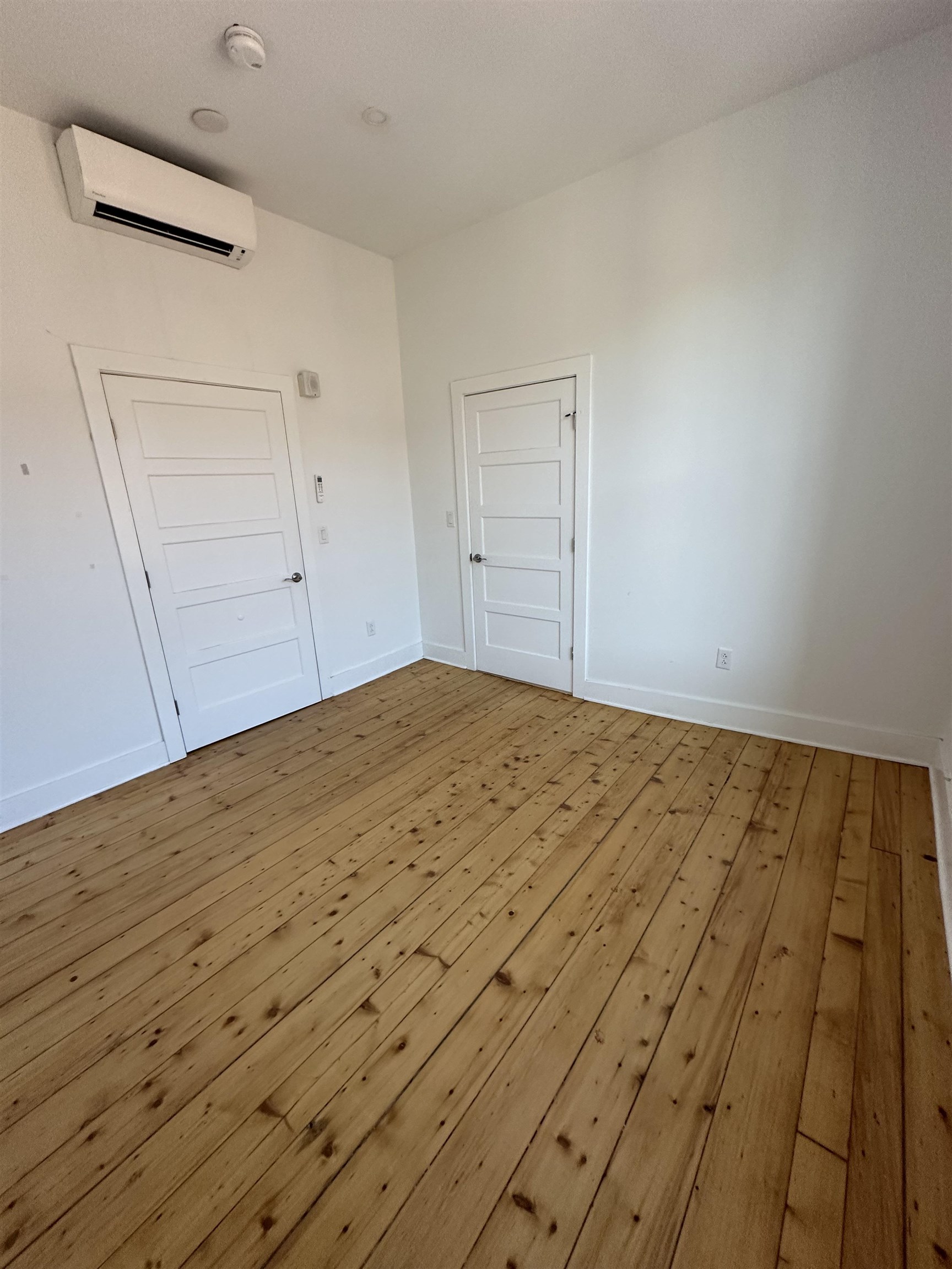 4 Elliot Street, Unit 11 Brattleboro, VT 05301 - Photo 8 of 9