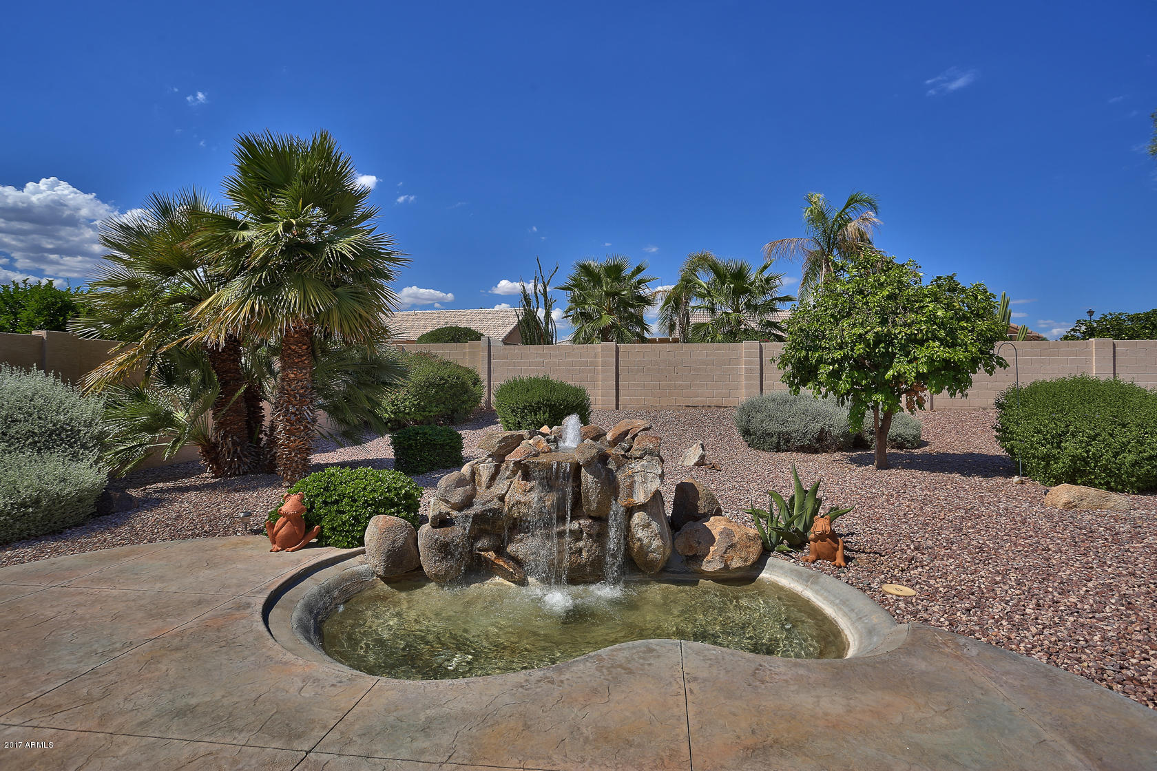 15804 Piccadilly Road Goodyear, AZ 85395 - Photo 12 of 13 15804 W Piccadilly Rd water feature