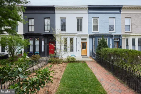 $1,075,000 | 1420 T Street Northwest, Unit 2, Washington, DC 20009