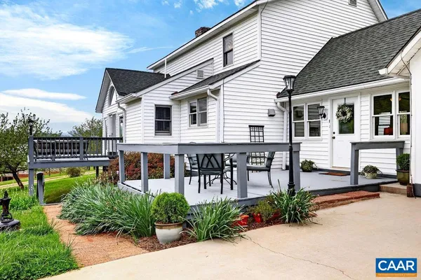 $1,650,000 | 10808 Patrick Henry Highway, Roseland, VA 22967