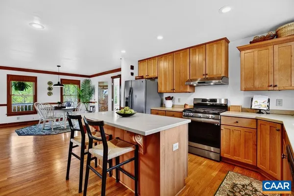 $1,650,000 | 10808 Patrick Henry Highway, Roseland, VA 22967