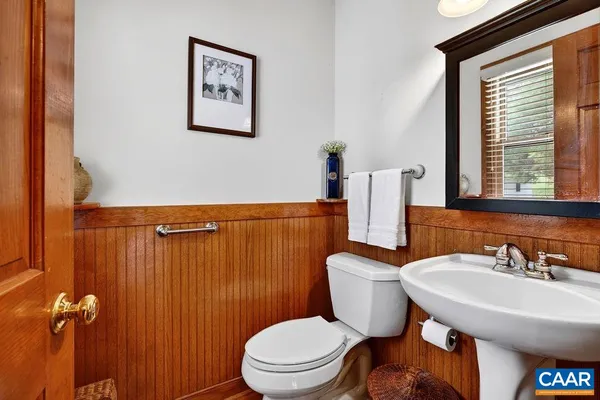 $1,650,000 | 10808 Patrick Henry Highway, Roseland, VA 22967