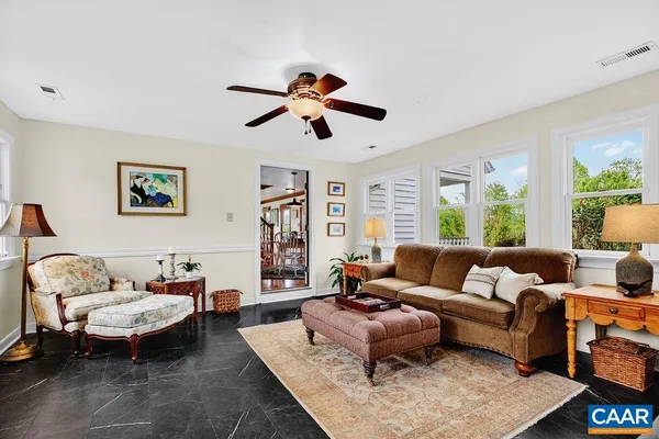 $1,650,000 | 10808 Patrick Henry Highway, Roseland, VA 22967