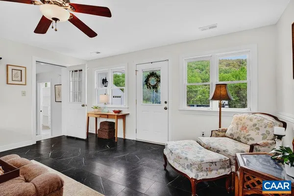 $1,650,000 | 10808 Patrick Henry Highway, Roseland, VA 22967