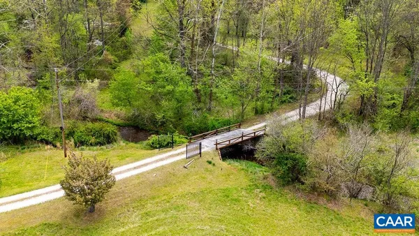 $1,650,000 | 10808 Patrick Henry Highway, Roseland, VA 22967